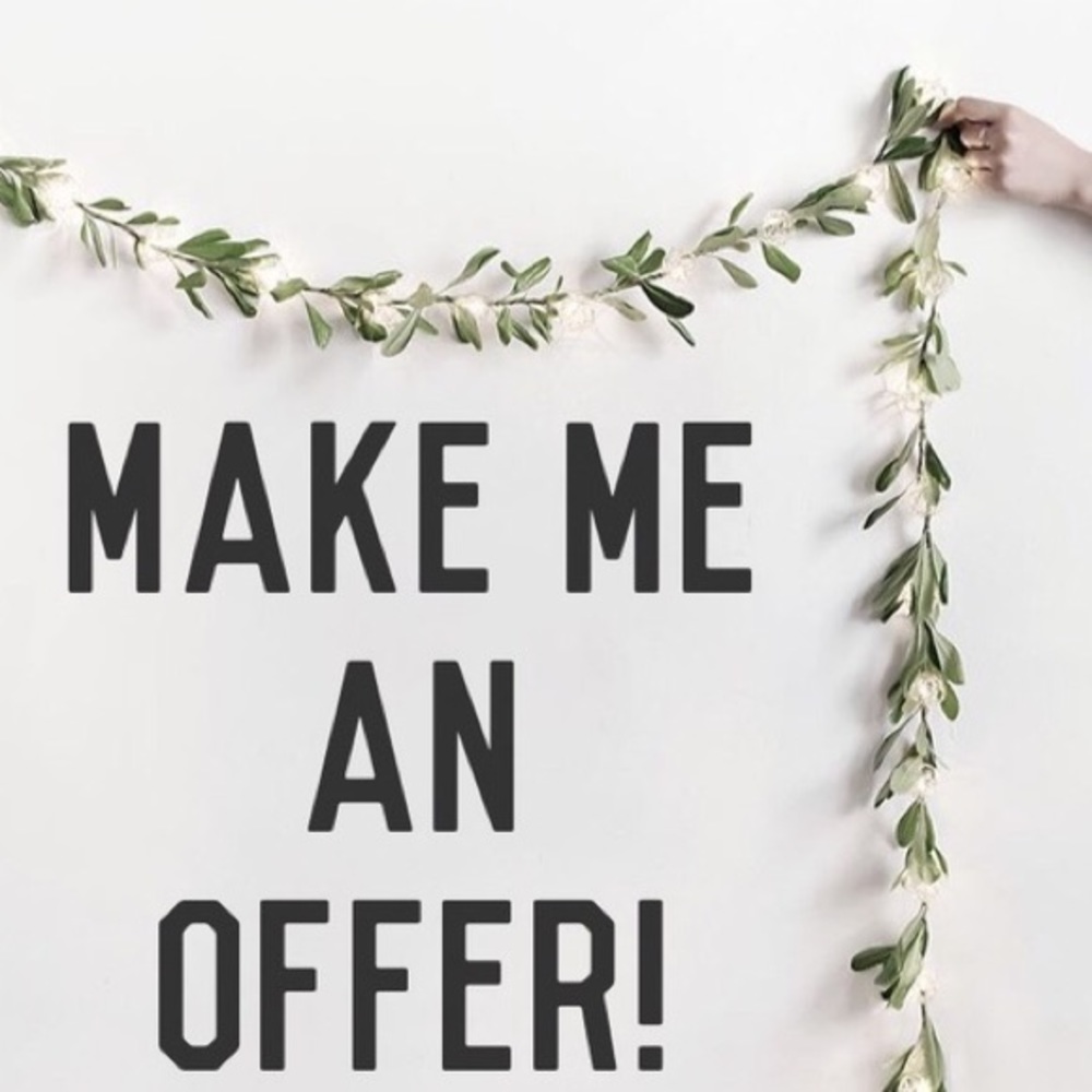 ✨ FRIENDLY REMINDER: Offers are ALWAYS welcomed! ✨